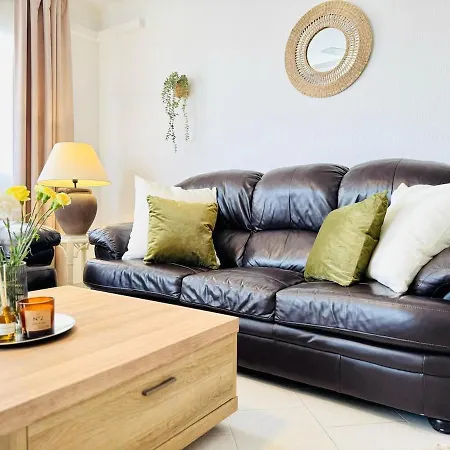 Apartment Near Sea & Golf, Riviera 2 Bed 2 Bath With Pool! MIJAS COSTA